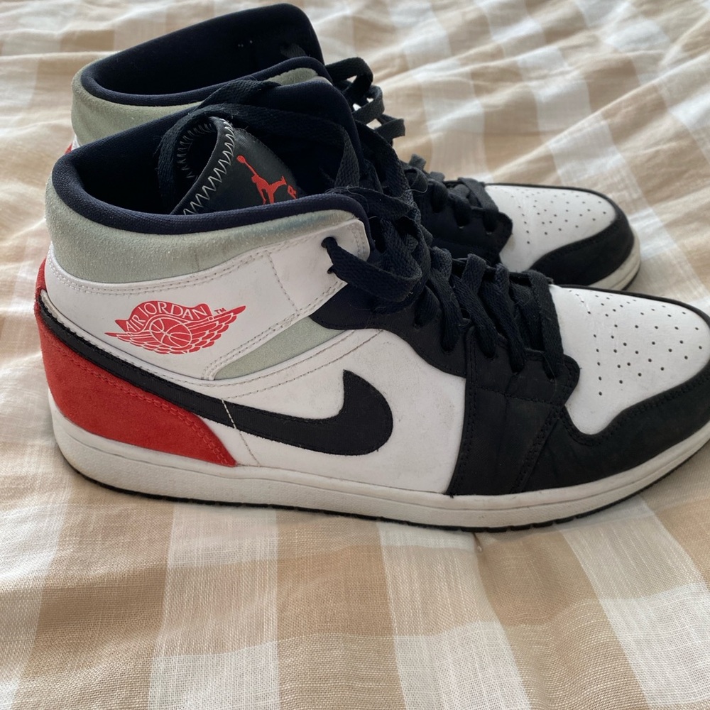 Nike Air Jordan Sneakers